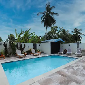 https://airport-inn-ltd.comcaribbean.com
